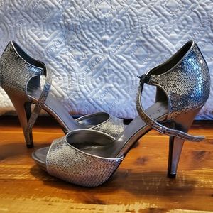 Kelly & Katie pumps